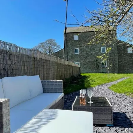 Shepherds Hut, West Ayton, בית נופש סקארבורו