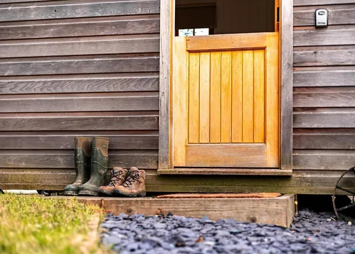 Shepherd S Hut Cosy Farm Stay Sleeps 2 * スカーバラ